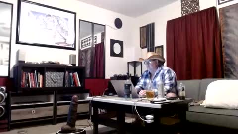 Snapshot of gatewaylaptop2019 chatting on 11.16.25 gatewaylaptop2019 online show from 11.16.25