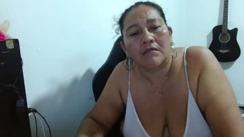 Snapshot of gatika_sexy chatting on 06.01.26 katia online show from 06.01.26