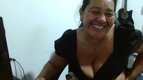 Snapshot of gatika_sexy chatting on 06.03.26 katia online show from 06.03.26