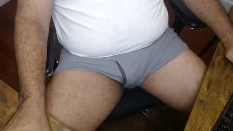 Snapshot of gato27cam chatting on 11.11.25 Marco online show from 11.11.25