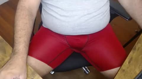 Snapshot of gato27cam chatting on 11.27.25 Marco online show from 11.27.25