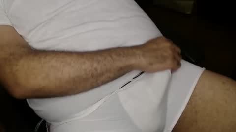 Snapshot of gato27cam chatting on 03.01.26 Marco online show from 03.01.26