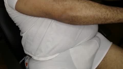 Snapshot of gato27cam chatting on 03.04.26 Marco online show from 03.04.26