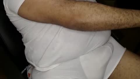 Snapshot of gato27cam chatting on 03.18.26 Marco online show from 03.18.26