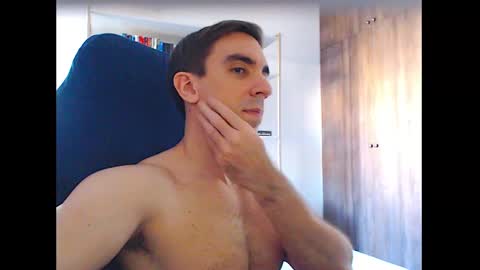 gatosarado23 online show from 11.17.25