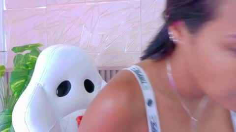 gaviluc_ online show from 05.04.26
