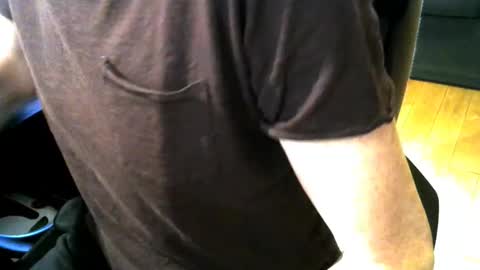 Snapshot of gay_slave_on_cam chatting on 11.25.25 gay slave on cam online show from 11.25.25