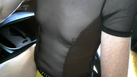 Snapshot of gay_slave_on_cam chatting on 12.17.25 gay slave on cam online show from 12.17.25