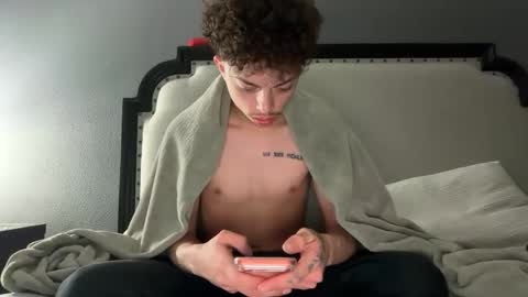 Snapshot of gayboyhtx chatting on 03.10.26 Jose online show from 03.10.26