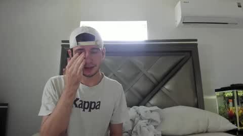 Snapshot of gayndepressed chatting on 01.09.26 Trace online show from 01.09.26