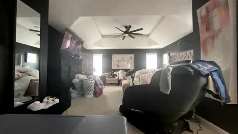 GayTomP402 online show from 02.24.26