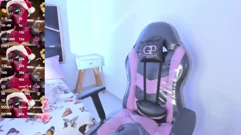 Snapshot of gemenis_dy_ chatting on 01.10.25 Geminis online show from 01.10.25