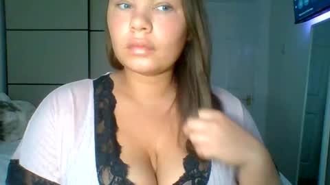 Snapshot of gemmarmalade chatting on 06.22.26 GEMMARMALADE online show from 06.22.26
