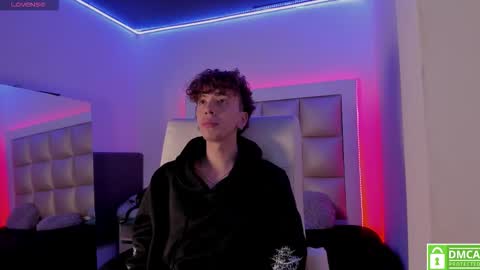 Snapshot of genesis_js chatting on 03.01.26 genesis_js online show from 03.01.26