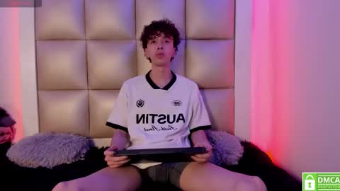 Snapshot of genesis_js chatting on 03.10.26 genesis_js online show from 03.10.26