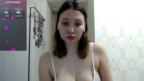 genev__ievee online show from 05.04.26