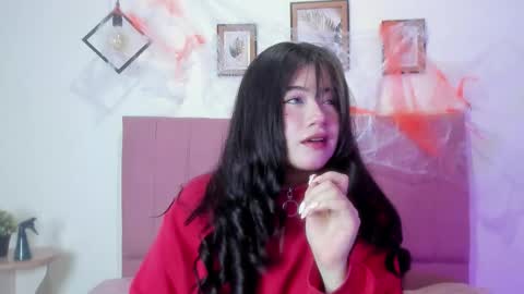 Sofia online show from 10.24.25