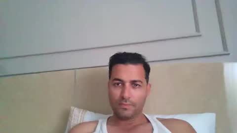 Snapshot of genteldevil chatting on 11.17.25 genteldevil online show from 11.17.25