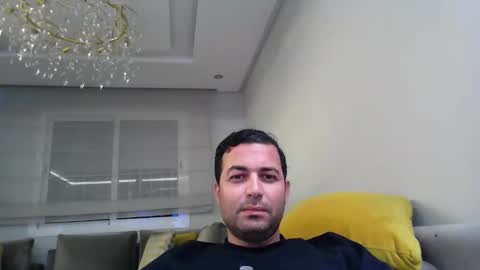 Snapshot of genteldevil chatting on 12.14.25 genteldevil online show from 12.14.25