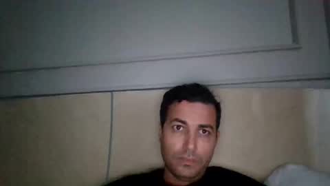 Snapshot of genteldevil chatting on 12.17.25 genteldevil online show from 12.17.25