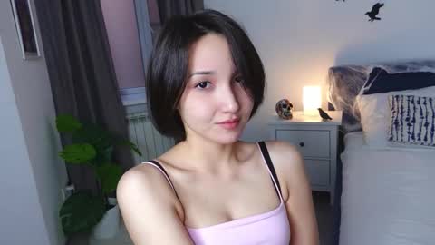 Snapshot of gentlemusee chatting on 10.17.25 gentlemusee online show from 10.17.25