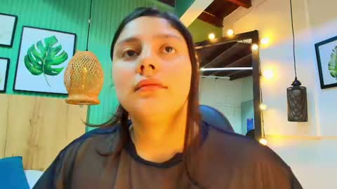 Snapshot of geo_jonnes25 chatting on 06.12.26 Geo J online show from 06.12.26