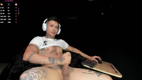 Snapshot of george_prince2 chatting on 01.11.26 independent model online show from 01.11.26