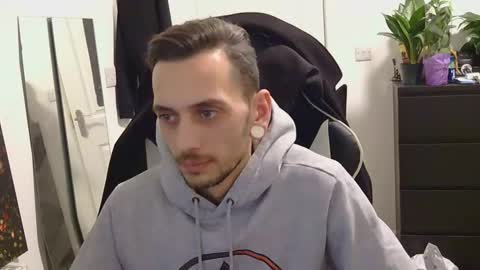 Snapshot of georgek0011 chatting on 11.30.25 georgek0011 online show from 11.30.25