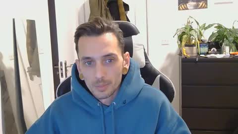 Snapshot of georgek0011 chatting on 01.05.26 georgek0011 online show from 01.05.26