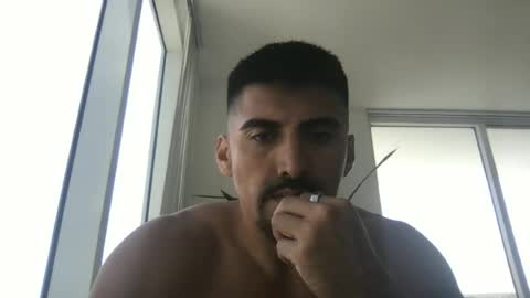 Snapshot of georgelopezfit chatting on 07.13.26 georgelopezfit online show from 07.13.26