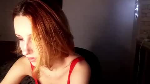 Snapshot of georgianahaeussler chatting on 06.20.26 Ellie online show from 06.20.26