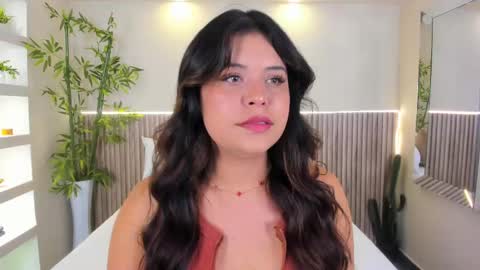 Snapshot of georginareyes chatting on 06.02.26 GeorginaReyes online show from 06.02.26