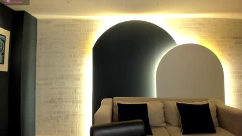  Georgina  online show from 01.25.25