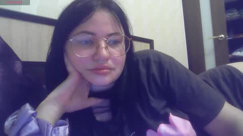 Eva online show from 11.04.25