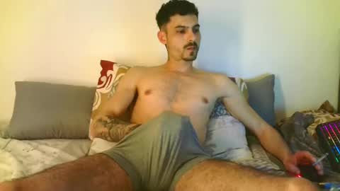 Snapshot of germanbigdic77 chatting on 04.15.26 HeteroGermanbigdic77 online show from 04.15.26