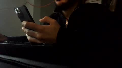 Snapshot of germanlatino02 chatting on 11.15.25 teo online show from 11.15.25