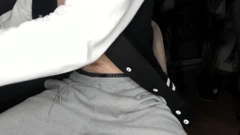 Snapshot of germanmike1997 chatting on 12.25.24 germanmike1997 online show from 12.25.24