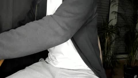 Snapshot of germanmike1997 chatting on 01.10.25 germanmike1997 online show from 01.10.25