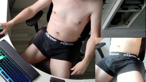 Snapshot of germinator33 chatting on 10.11.25 germinator33 online show from 10.11.25