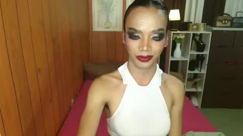 Snapshot of gerogoussidney chatting on 11.28.25 Sidneymorens online show from 11.28.25