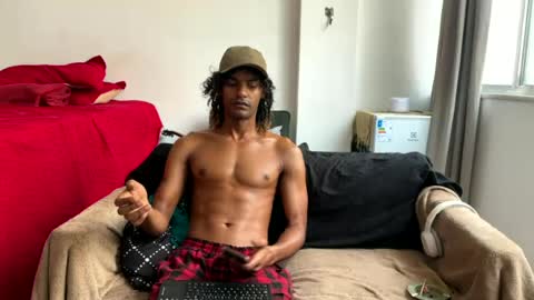 Snapshot of gerson229 chatting on 06.17.26 gerson229 online show from 06.17.26