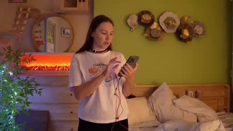 Anna online show from 11.30.25