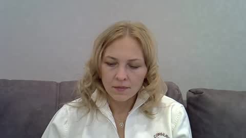 gessy_vellian8 online show from 10.24.25