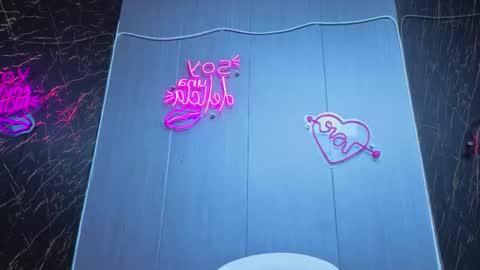 Snapshot of gewn2004 chatting on 12.18.25 gewn2004 online show from 12.18.25