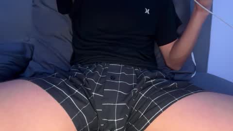 Snapshot of gh0st_boy_ chatting on 10.21.25 gh0st_boy_ online show from 10.21.25