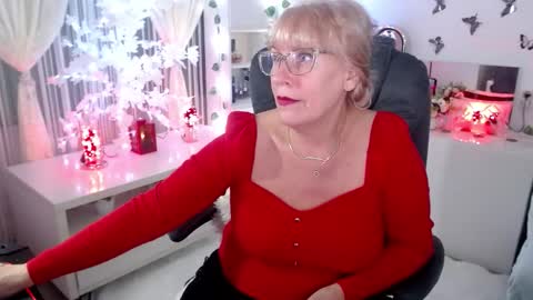 Ghertrudequeen online show from 12.01.25