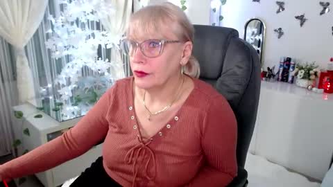 Ghertrudequeen online show from 12.15.25