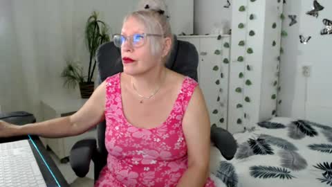 Ghertrudequeen online show from 08.04.26