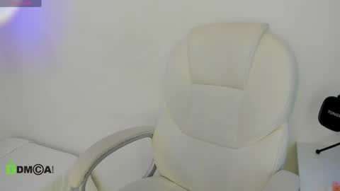 Milaa online show from 05.25.26