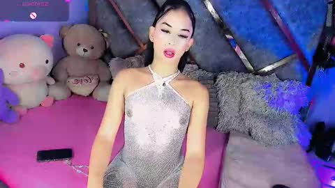 Snapshot of gia21xxx chatting on 09.12.25 Gia Ferrara online show from 09.12.25